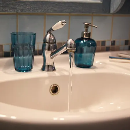 Carrubo Peroscia By Sthey