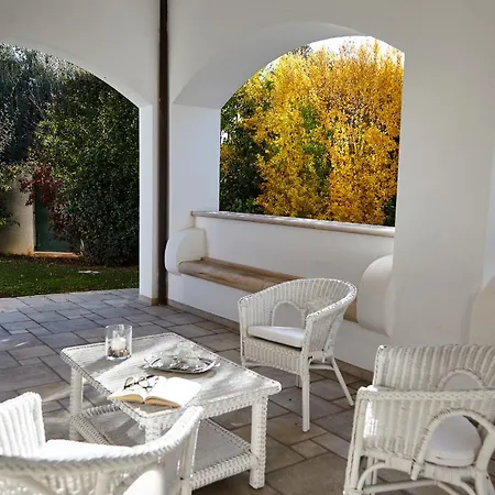 Villa Carrubo Peroscia By Sthey Padresergio