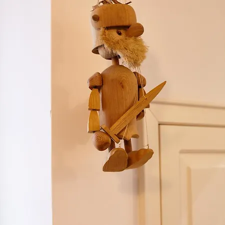 Carrubo Peroscia By Sthey فيلة