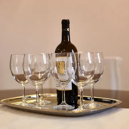 Carrubo Peroscia By Sthey