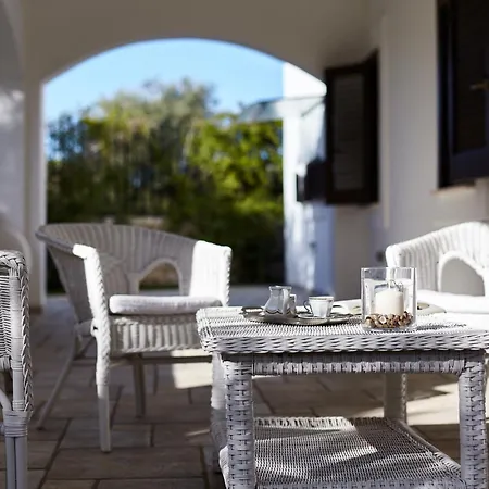 Carrubo Peroscia By Sthey Vila Padresergio