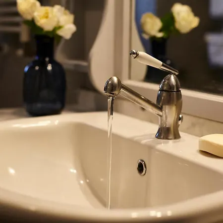 Vila Carrubo Peroscia By Sthey Padresergio