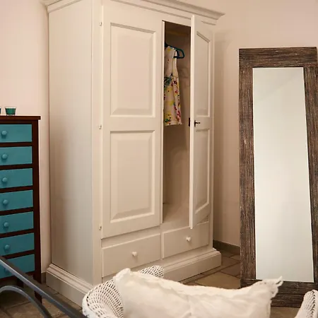 Carrubo Peroscia By Sthey