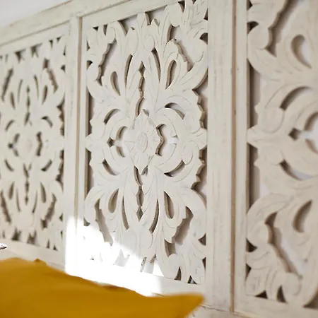 فيلة Carrubo Peroscia By Sthey Padresergio