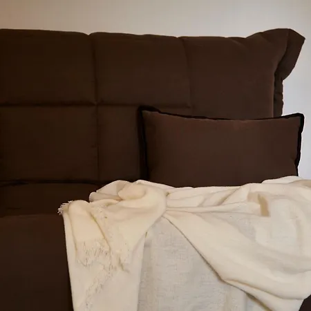 Carrubo Peroscia By Sthey *