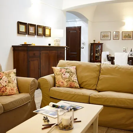 Carrubo Peroscia By Sthey *