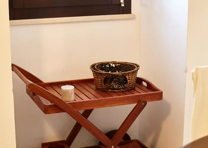 Carrubo Peroscia By Sthey