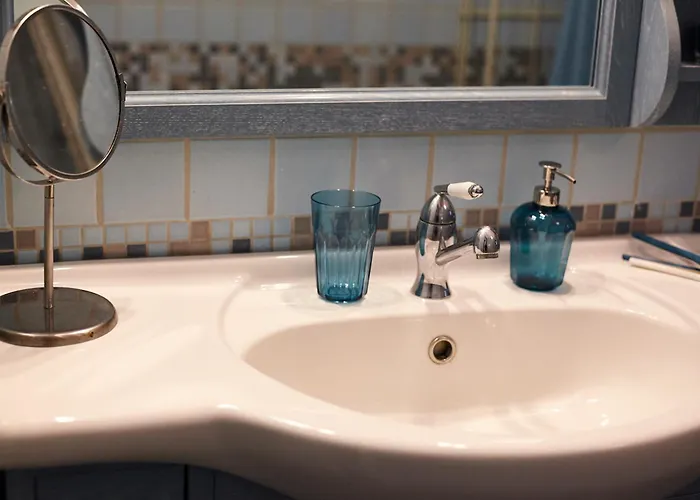 Carrubo Peroscia By Sthey Villa